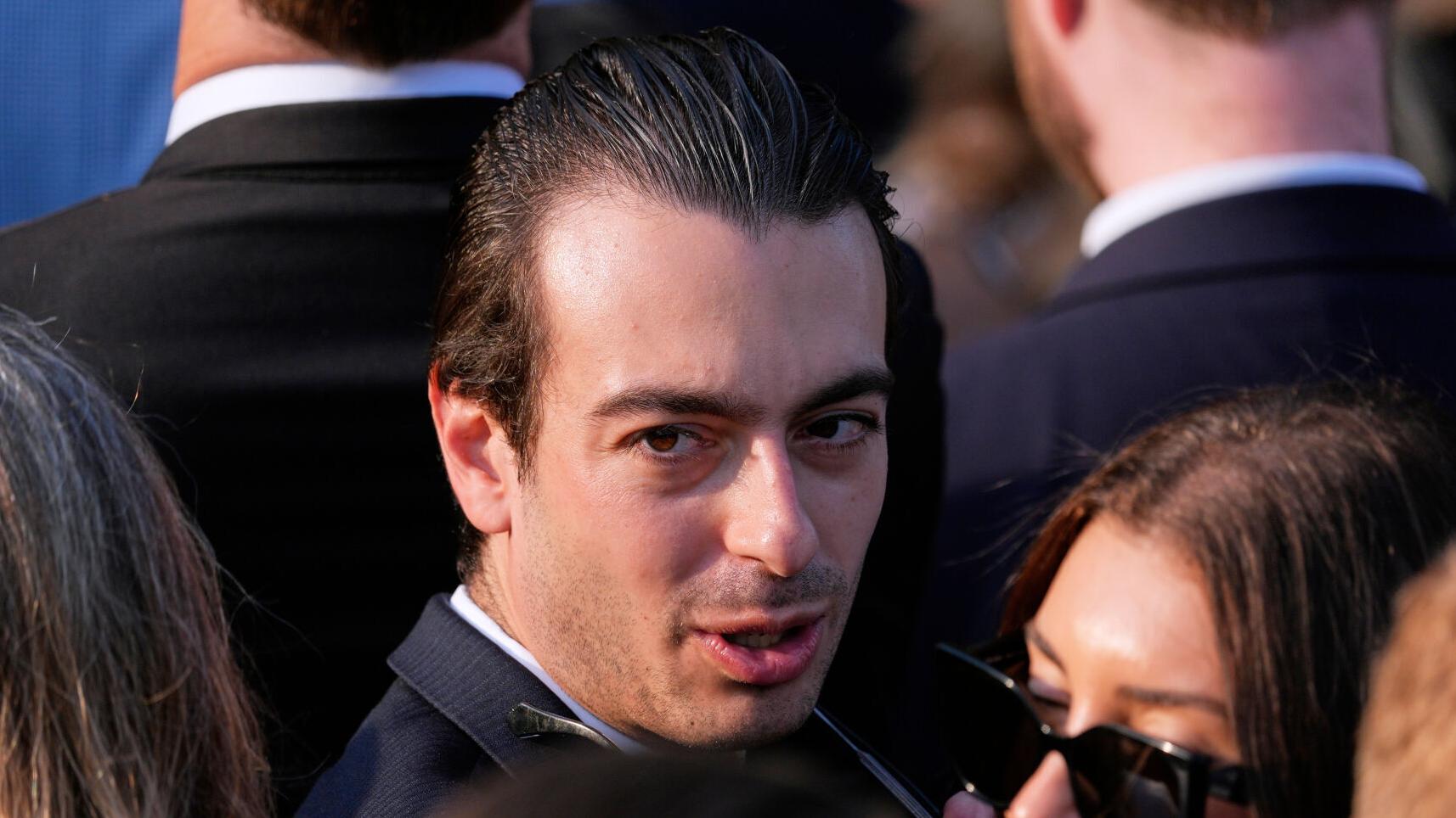 Trump pick to lead watchdog agency withdraws after offensive text messages revealed